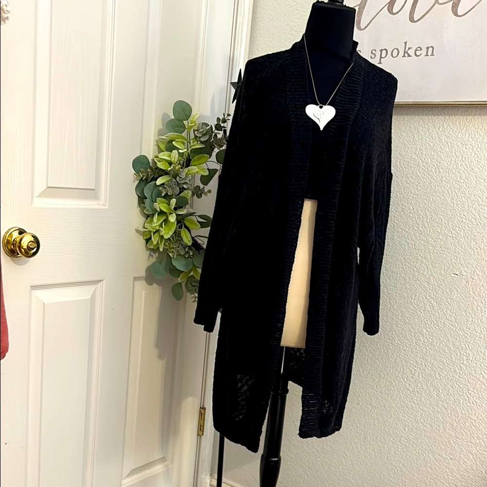 Very Light weight. Elegant Black Women's Sweater. BIG DIVORCE SALE 😘